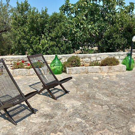 Trullo Monte Del Sale Guest House อัลเบโรเบลโล ภายนอก รูปภาพ
