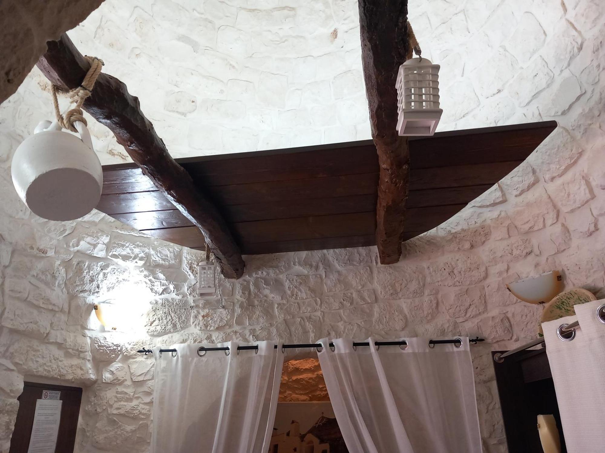 Trullo Monte Del Sale Guest House อัลเบโรเบลโล ภายนอก รูปภาพ