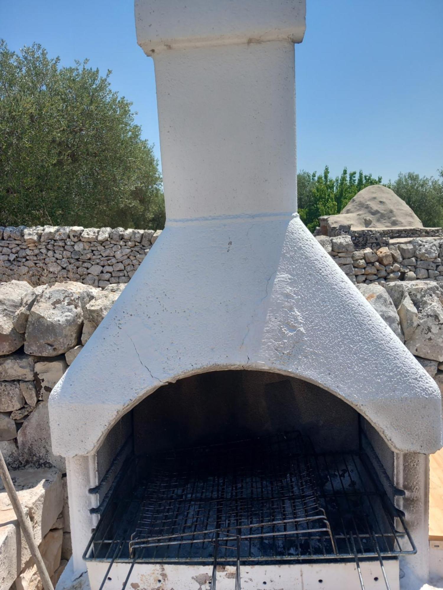 Trullo Monte Del Sale Guest House อัลเบโรเบลโล ภายนอก รูปภาพ
