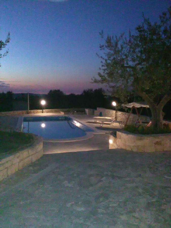 Trullo Monte Del Sale Guest House อัลเบโรเบลโล ภายนอก รูปภาพ
