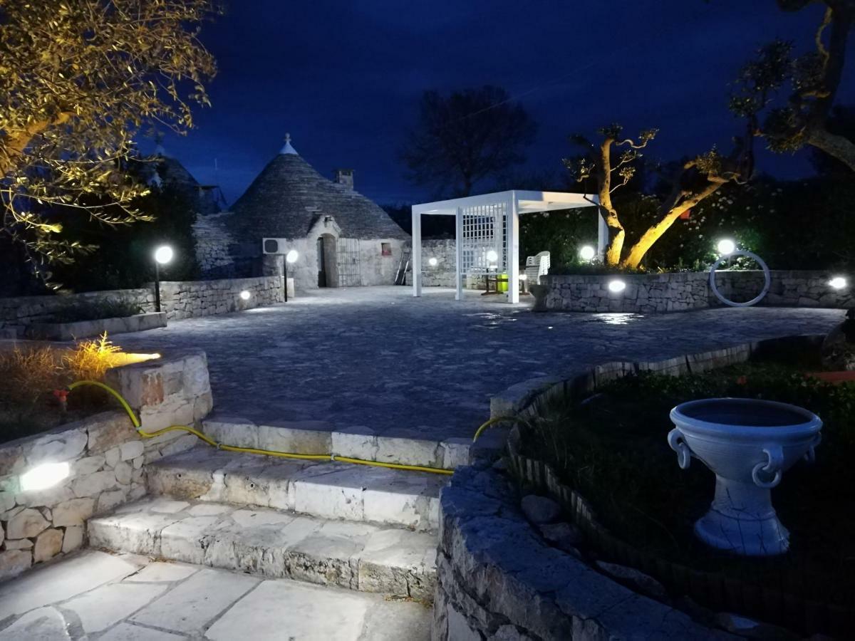Trullo Monte Del Sale Guest House อัลเบโรเบลโล ภายนอก รูปภาพ