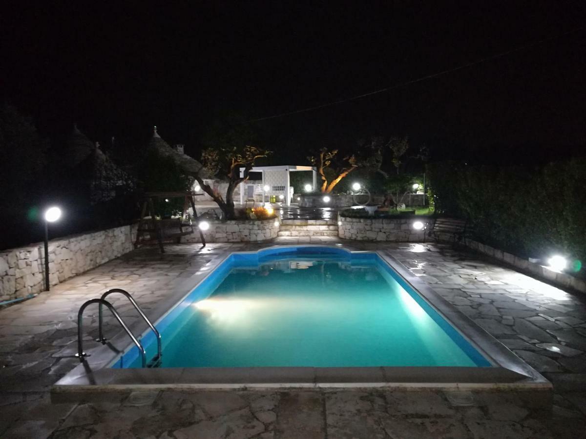 Trullo Monte Del Sale Guest House อัลเบโรเบลโล ภายนอก รูปภาพ